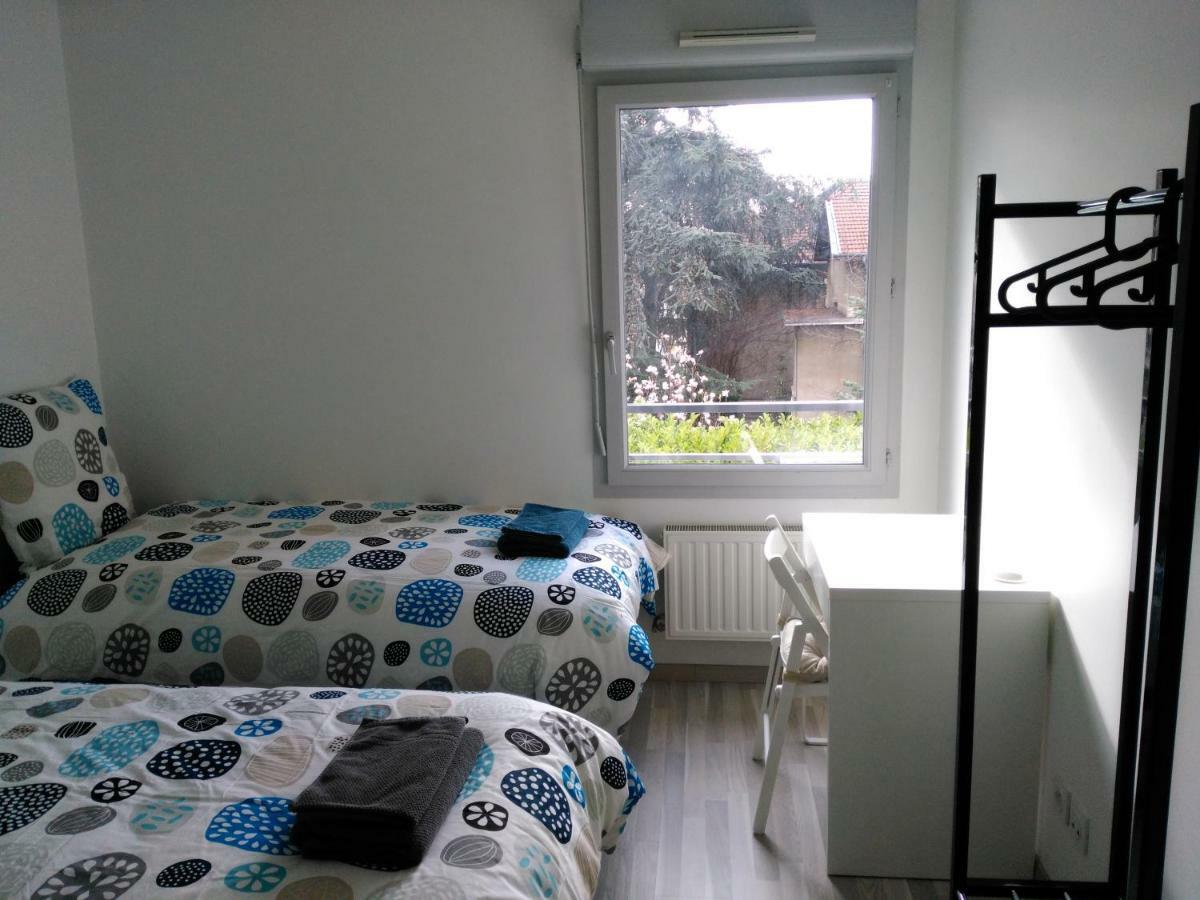 Appartement F3 Avec Parking Privee Saint-Priest  Exterior photo